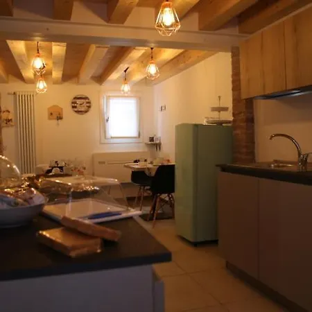 Due Perle فندق مبيت وإفطار 3*