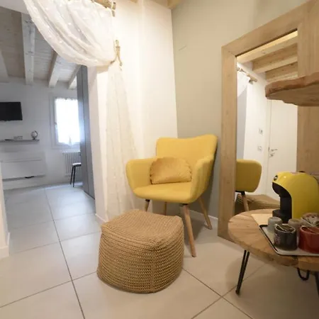 Due Perle فندق مبيت وإفطار 3*