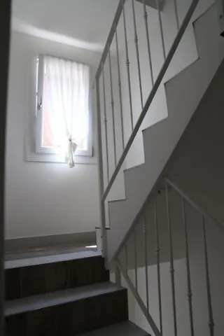 ベッド・アンド・ブレックファスト Due Perle